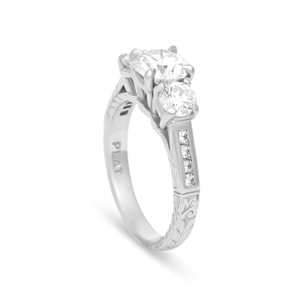 King Jewelers Estate Engagement Ring C1210710-2